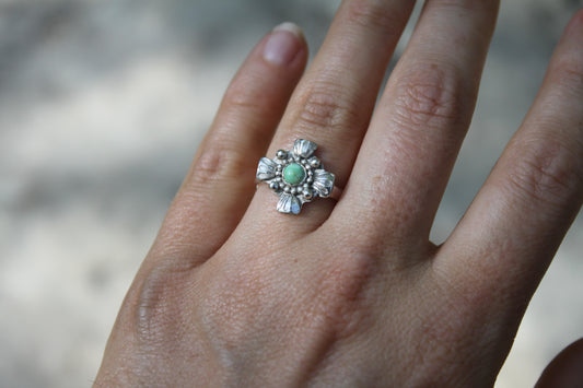 Lone Mt Turquoise Flower Ring in Sterling Silver- Size 5.5